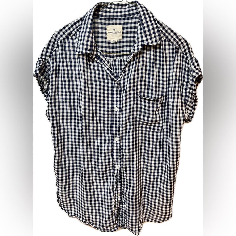American Eagle Outfitters Navy and White Gingham Button-Down Shirt